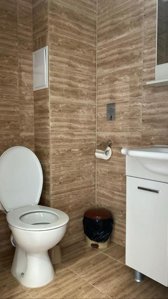 Chakalarovo Бялата Къща酒店 外观 照片